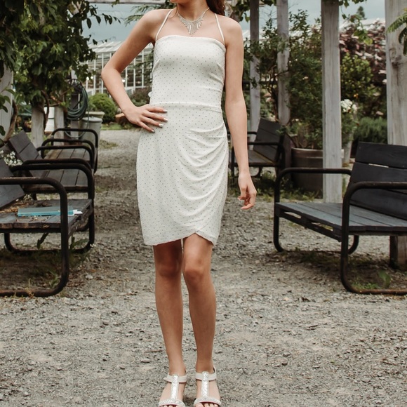 Formal or Prom ~ knee length ~ white dress ~ size small - Picture 3 of 5